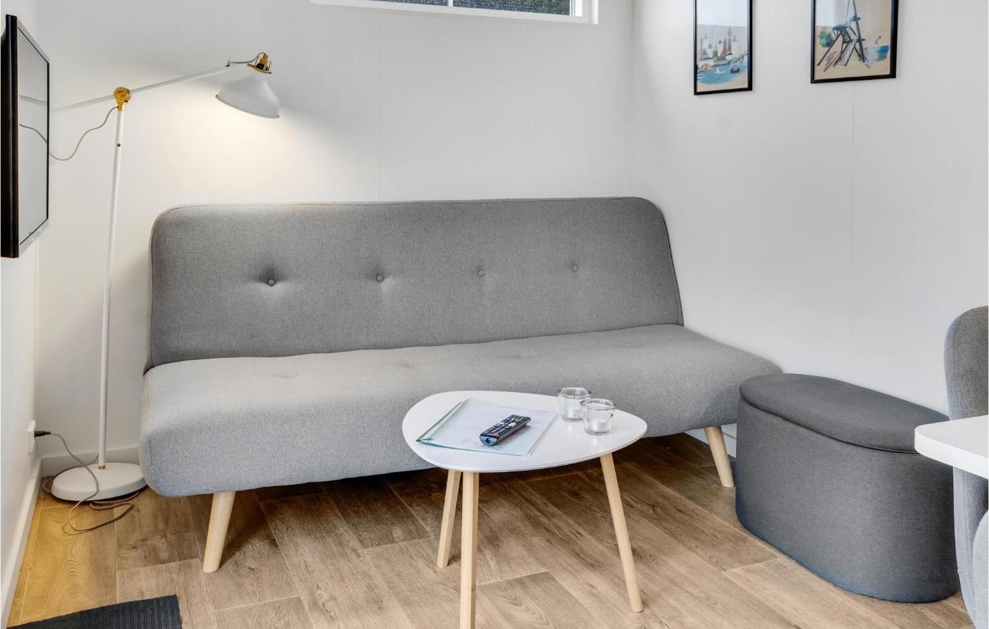 Amazing Apartment In Vaeggerlose With Kitchenette Bøtø By Exteriér fotografie
